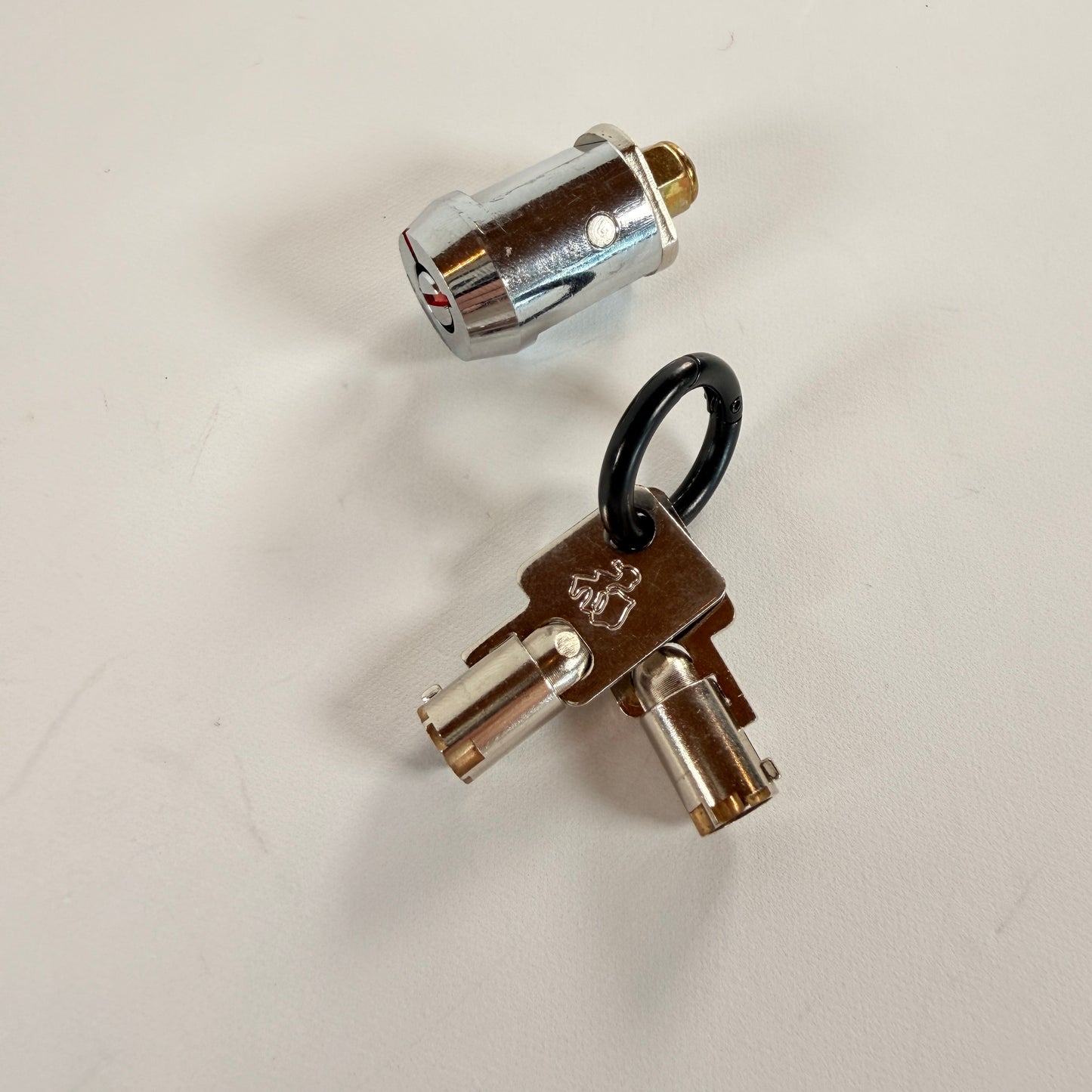 Heavy-Duty Cylinder Lock