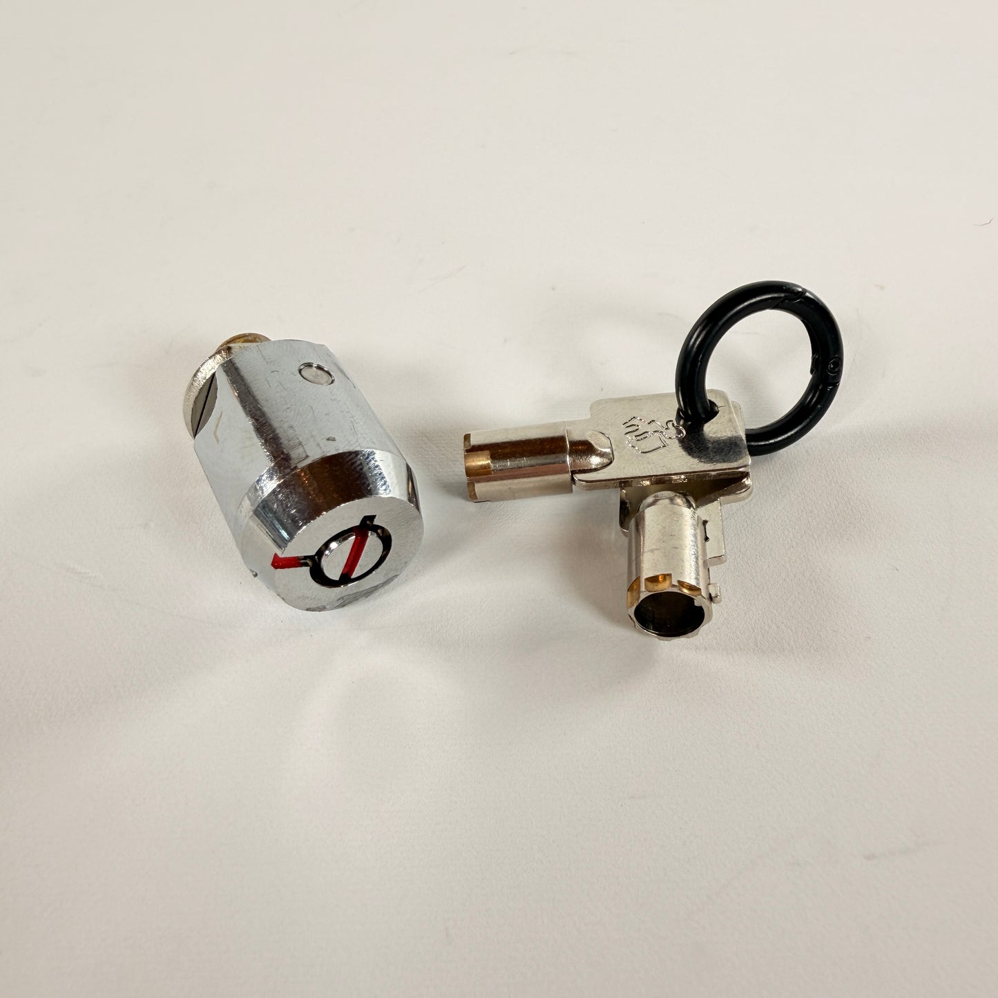 Heavy-Duty Cylinder Lock